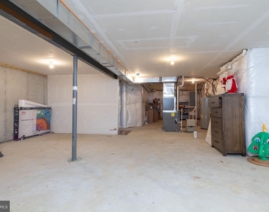 409 Galway Court - Photo Thumbnail 46