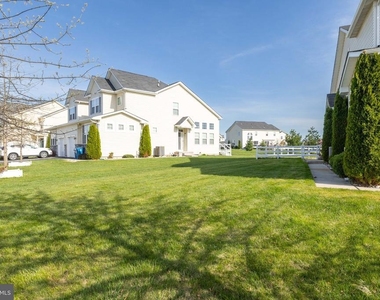 409 Galway Court - Photo Thumbnail 4