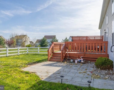 409 Galway Court - Photo Thumbnail 6