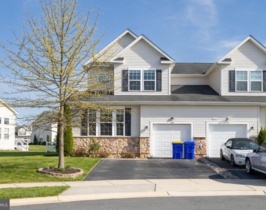 409 Galway Court - Photo Thumbnail 1