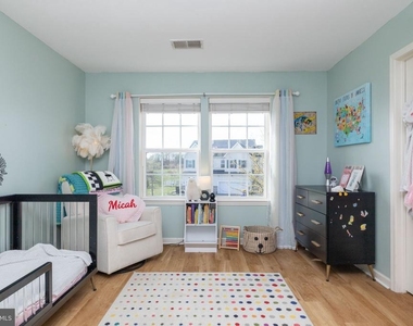 409 Galway Court - Photo Thumbnail 39