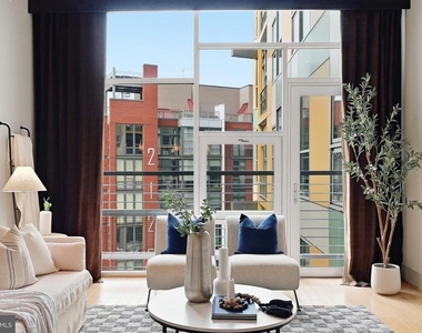 929 Florida Avenue Nw - Photo Thumbnail 15