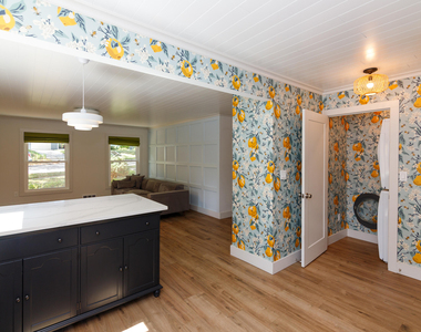 2323 Yost Boulevard - Photo Thumbnail 16
