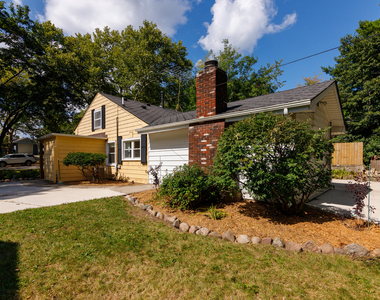 2323 Yost Boulevard - Photo Thumbnail 23