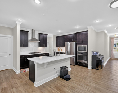 1752 Alpine Summer Lane - Photo Thumbnail 14