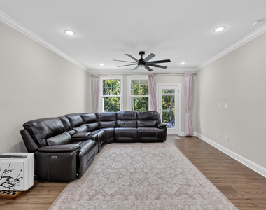1752 Alpine Summer Lane - Photo Thumbnail 10