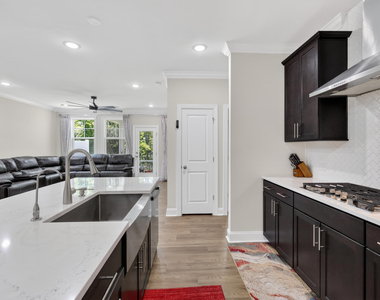 1752 Alpine Summer Lane - Photo Thumbnail 16