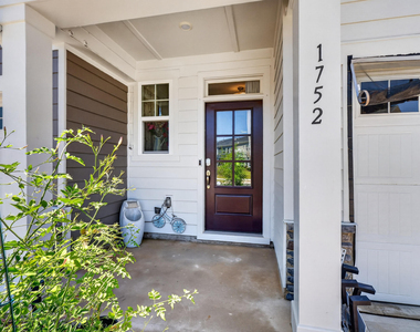 1752 Alpine Summer Lane - Photo Thumbnail 2