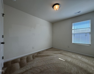 1046 Salt Glaze Lane - Photo Thumbnail 17