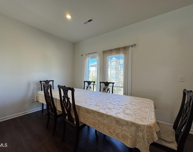 1046 Salt Glaze Lane - Photo Thumbnail 10