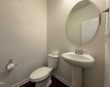 1046 Salt Glaze Lane - Photo Thumbnail 16