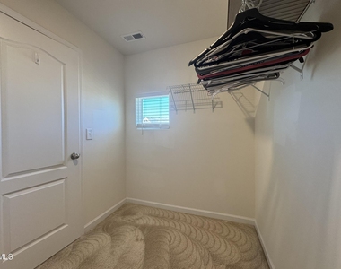1046 Salt Glaze Lane - Photo Thumbnail 25