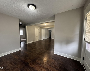 518 Elmira Avenue - Photo Thumbnail 1