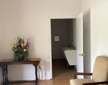 525 S Main Street - Photo Thumbnail 7