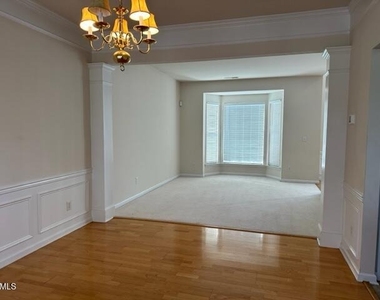 103 Rock River Road - Photo Thumbnail 8