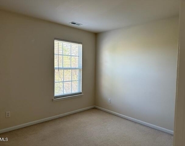 103 Rock River Road - Photo Thumbnail 12
