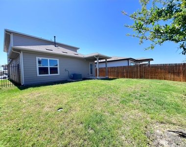 2108 Daleside Ln - Photo Thumbnail 24