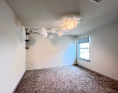 2108 Daleside Ln - Photo Thumbnail 19