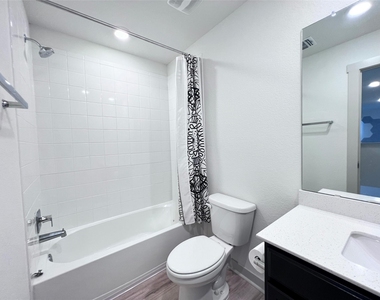 2108 Daleside Ln - Photo Thumbnail 18
