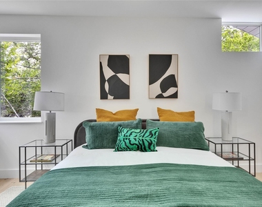 1118 W 7th St - Photo Thumbnail 2