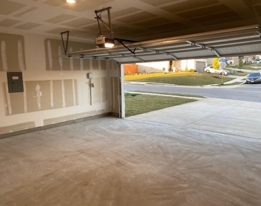 270 Pepperbark Loop - Photo Thumbnail 16