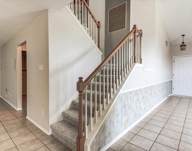 722 Settlement St - Photo Thumbnail 14