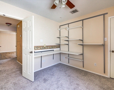 722 Settlement St - Photo Thumbnail 22
