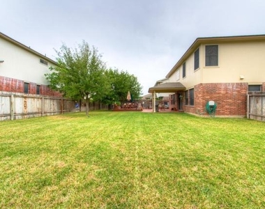722 Settlement St - Photo Thumbnail 33