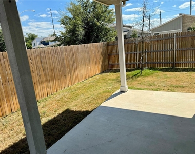 13009 Kearns Dr - Photo Thumbnail 23