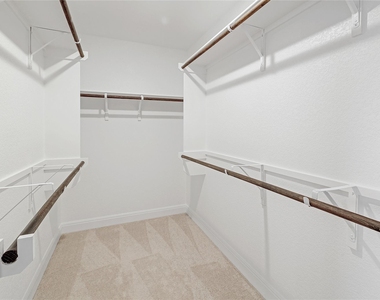 825 Olinda Way - Photo Thumbnail 13