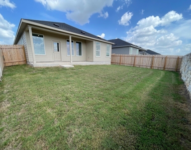 441 Sormonne Loop - Photo Thumbnail 5