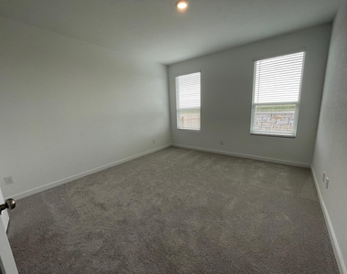 441 Sormonne Loop - Photo Thumbnail 4