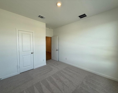 441 Sormonne Loop - Photo Thumbnail 33