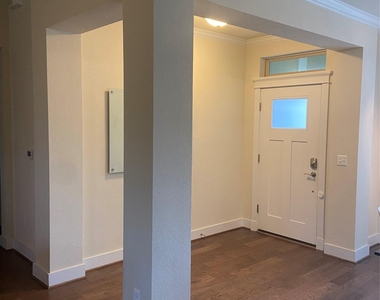 10629 Wills Loop - Photo Thumbnail 6