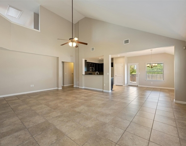 912 Canvasback Creek Dr - Photo Thumbnail 7