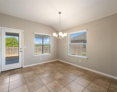 912 Canvasback Creek Dr - Photo Thumbnail 10