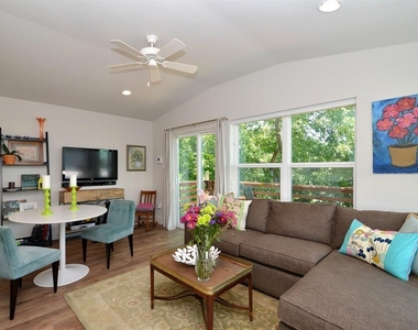 7814 Mullen Dr - Photo Thumbnail 1