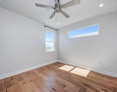 6401 Keegans Dr - Photo Thumbnail 30