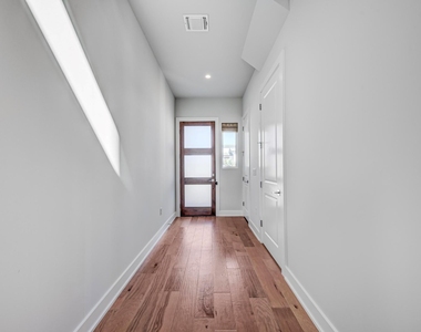 6401 Keegans Dr - Photo Thumbnail 4