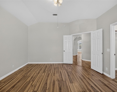 720 Kingston Lacy Blvd - Photo Thumbnail 27