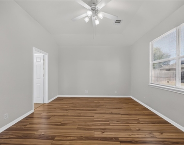 720 Kingston Lacy Blvd - Photo Thumbnail 22