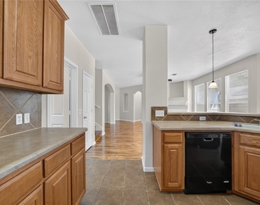 720 Kingston Lacy Blvd - Photo Thumbnail 17