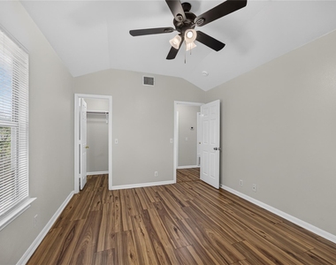720 Kingston Lacy Blvd - Photo Thumbnail 34