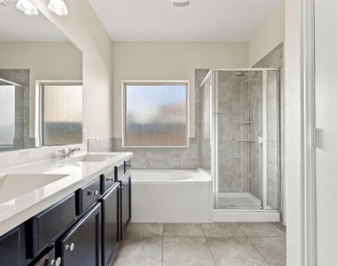 13911 Stripling Ln - Photo Thumbnail 17