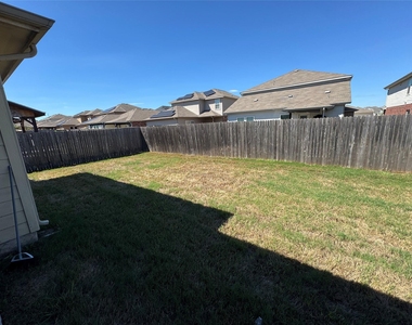 13504 Kearns Dr - Photo Thumbnail 25