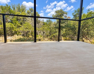 400 Shady Bluff Dr - Photo Thumbnail 3