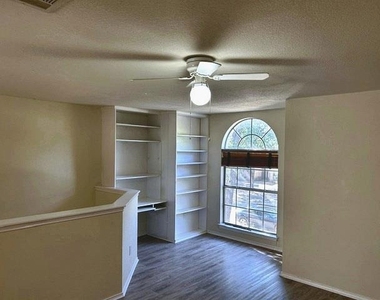 17229 Bushmills Rd - Photo Thumbnail 11
