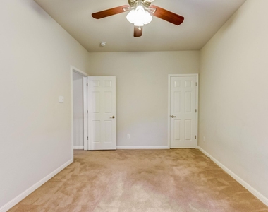 11400 W Parmer Ln - Photo Thumbnail 35