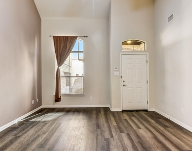 11400 W Parmer Ln - Photo Thumbnail 2