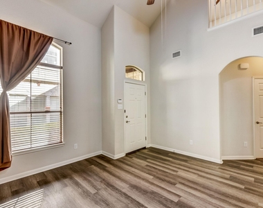 11400 W Parmer Ln - Photo Thumbnail 1
